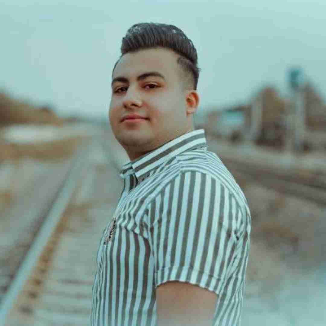 مهدی نوروزی داداشی نیستی و غم امونم رو بریده