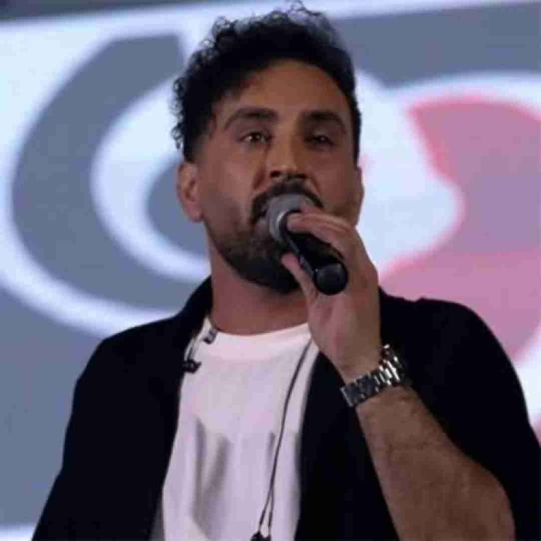 احمد سلو بله اون چشمای تو ماه منه