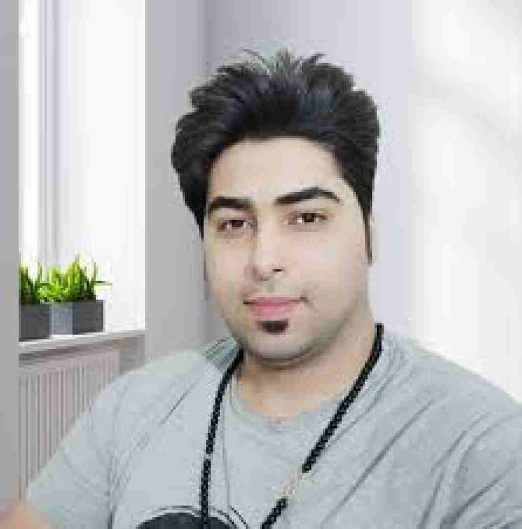 فرشاد مافی آهای ﺧﺎﻧﻢ اﻟﻬﻪ ﺻﻮرﺗﺖ ﭼﻮ ﻗﺮص ﻣﺎﻫﻪ