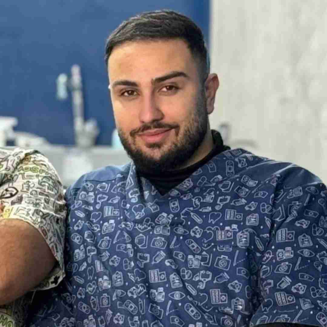 سالار صفرزاده چشم رنگی