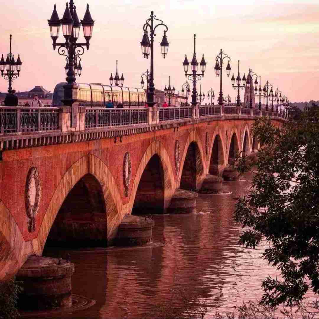  خوشحالی فقط برای یه دیقمونه با صدای بچه