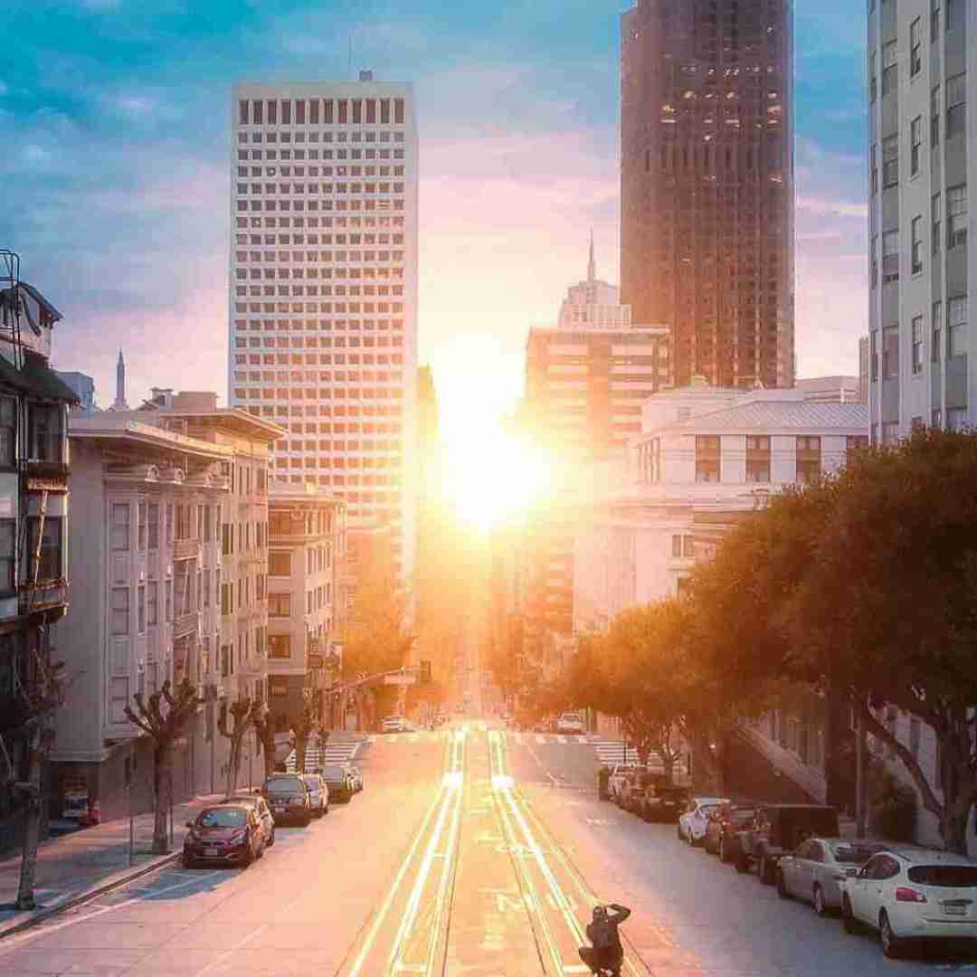  دیدی نمیرزه عاشق هم شیم