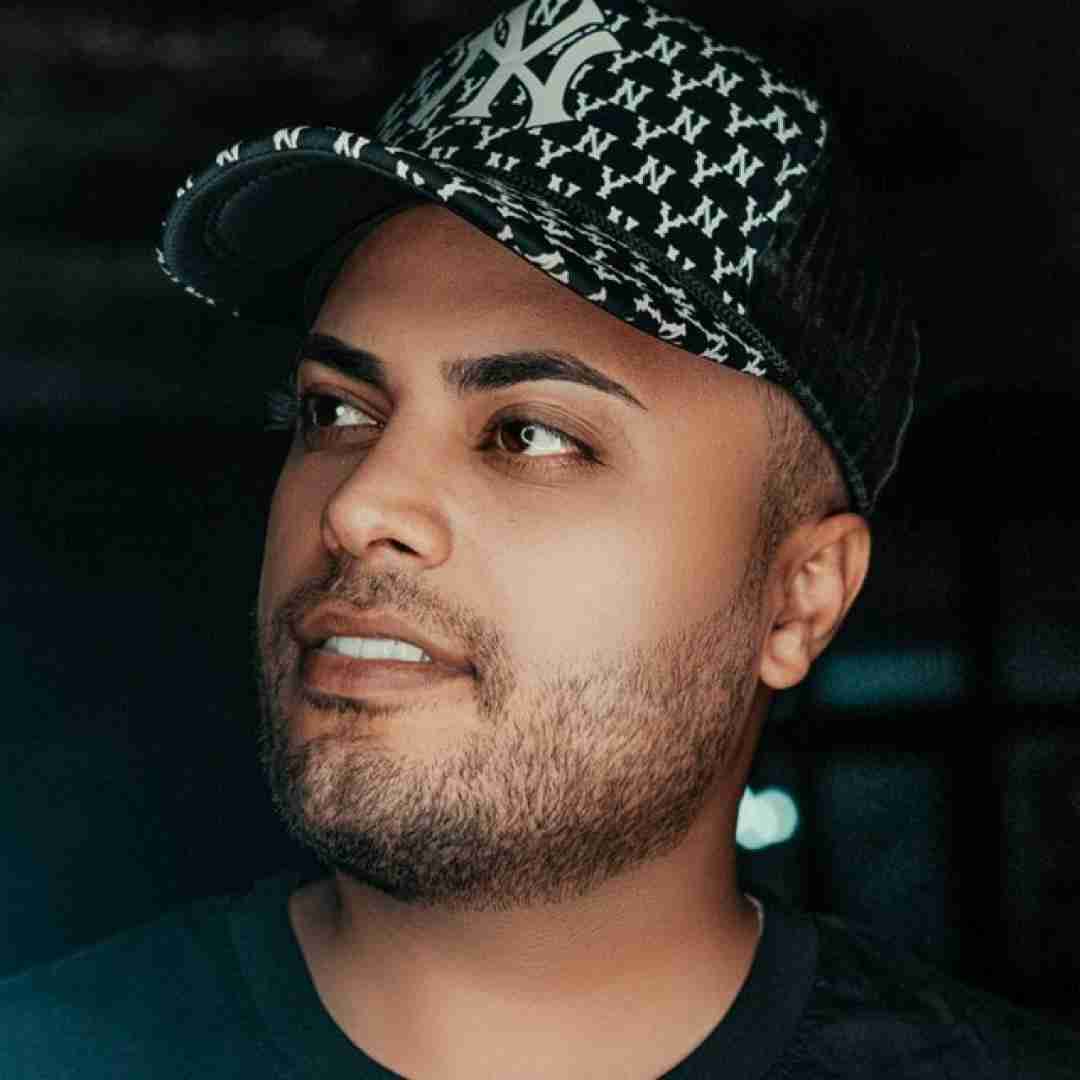 امید عقابی سلول به سلول تنت سهم خودمه
