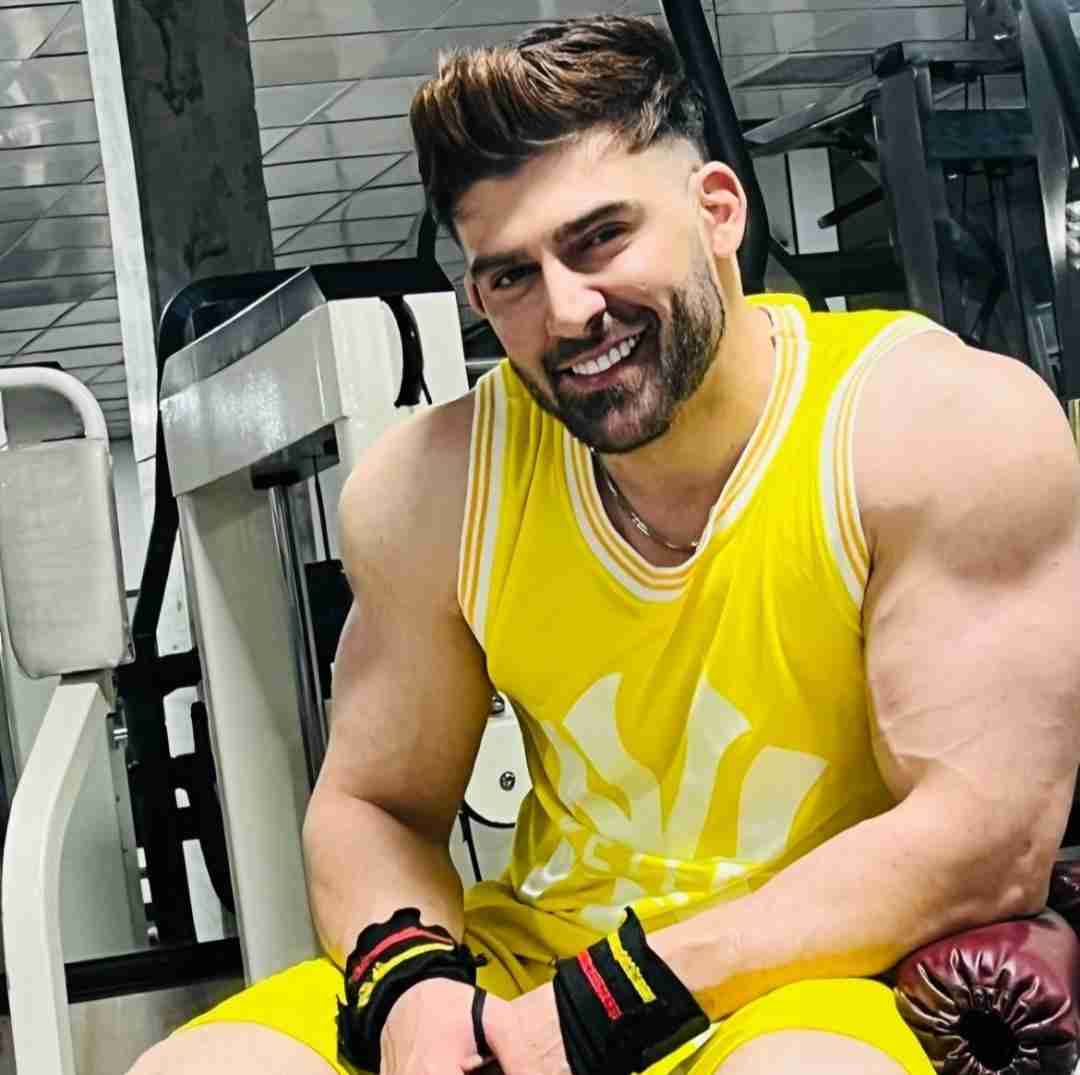 محمد امیری وقتی زنگ میزنم چرا رد میکنی