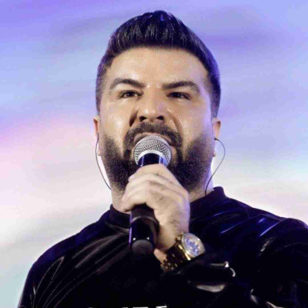 مجید خراطها مامان داماد شدم دیگه اینم لباس دامادی