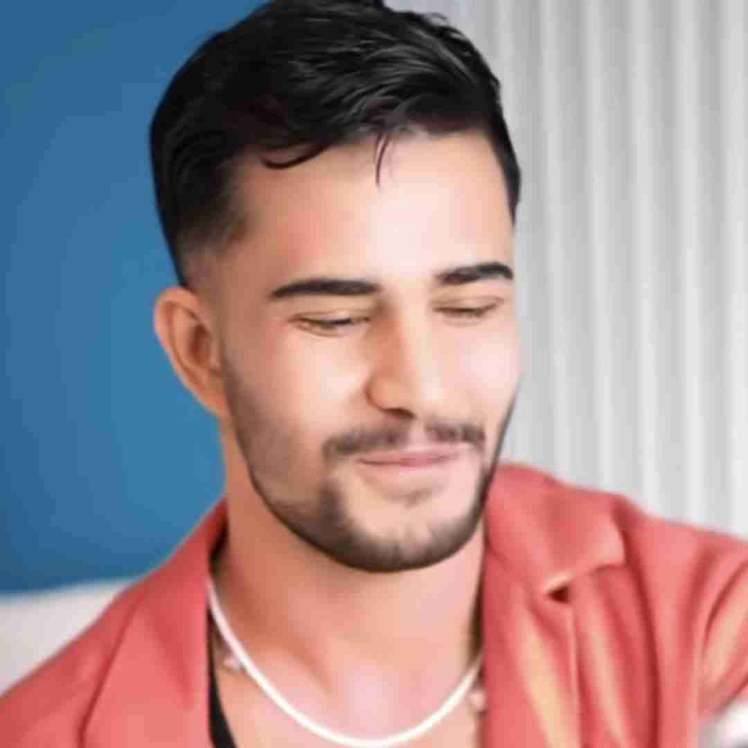 علی حسینی یار قد بلندم مو مشکی چشم قشنگم