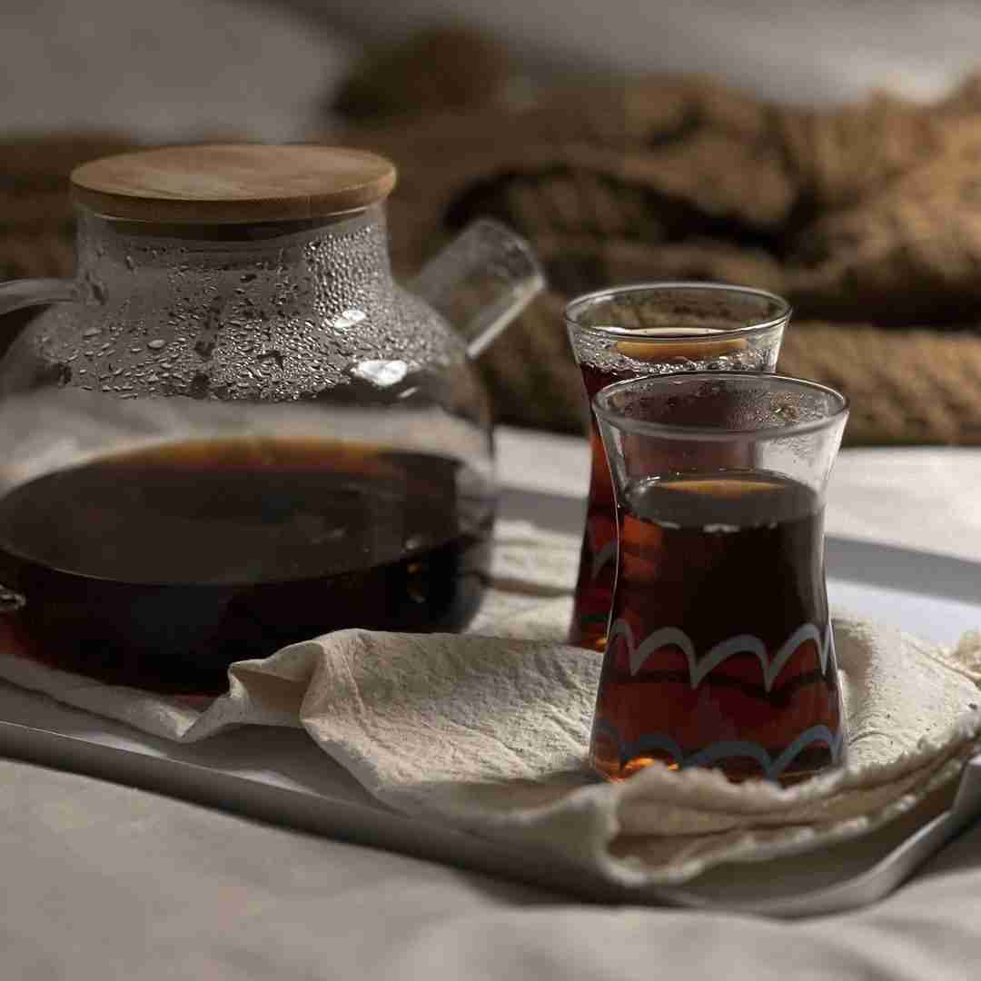 بزنیم جاده یا چی بزارم هایده یا چی