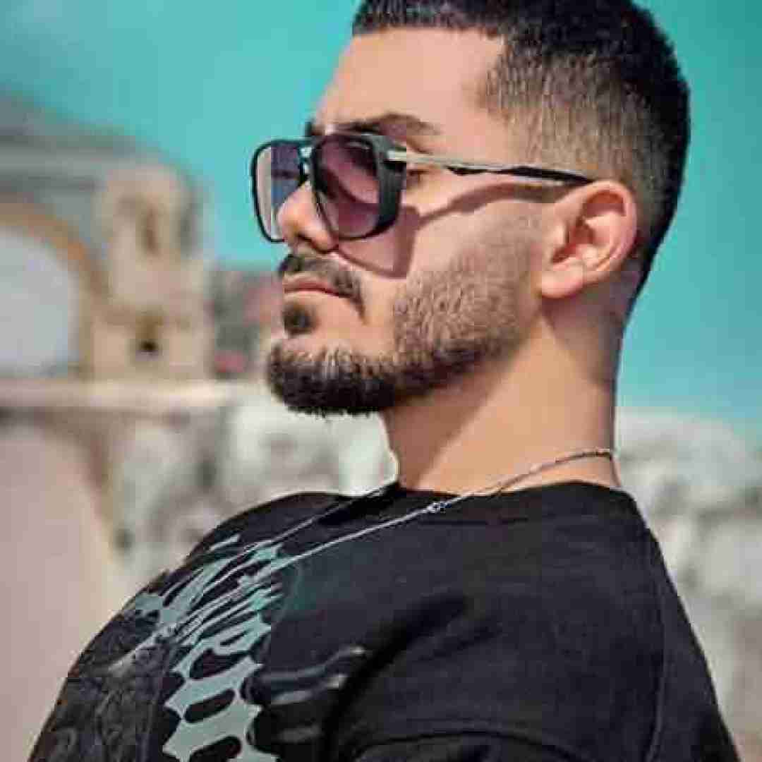 هیوا دیدمت از دور مو مشکی با یه شال زرشکی